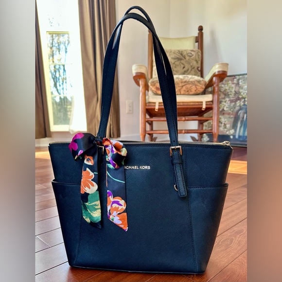 Michael Kors Black Tote with Floral Scarf - Picture 2 of 9